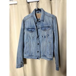 Gap Icon Denim Blue Jean Jacket NWOT